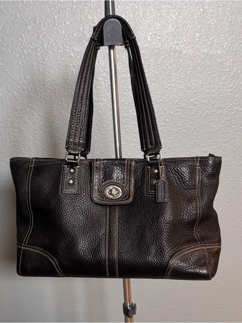Coach Hamptons Tote Bag Shoulder Bag Black Pebble Leather F13960
